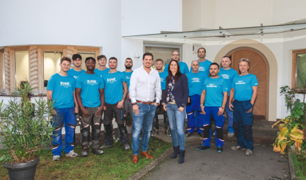 Komm in unser Team Komm in unser Team