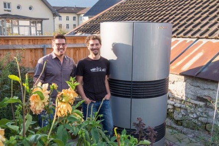 Super Alternative Super Alternative